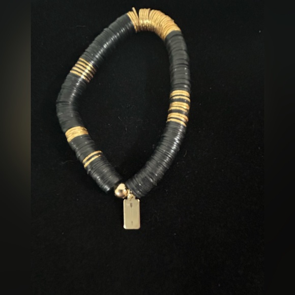 Meghan Bo Designs black and gold disk bracelet stretch bracelet - Picture 4 of 5